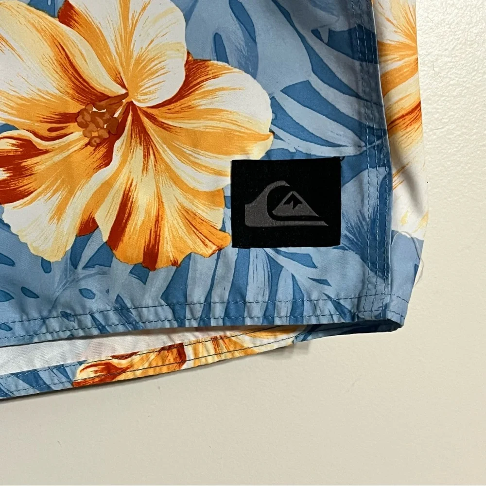Quiksilver Board Shorts Blue Floral Swim Trunks Men’s Size 38 Inseam‎ 9” - Picture 2 of 9